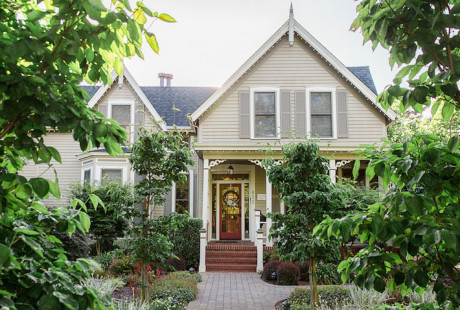 Welcome To The Inn on Randolph - Front View 